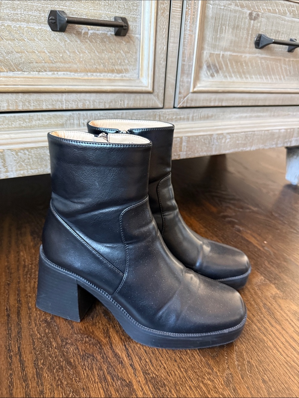Women's Black Leather Block Heel Ankle Boots Princess Polly
